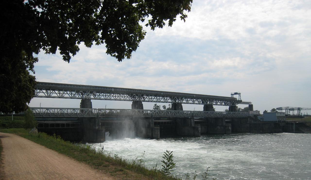 A hydroelectric dam on the Rhine near Märkt, Germany, the kind of infrastructure Heidegger used to illustrate Enframing